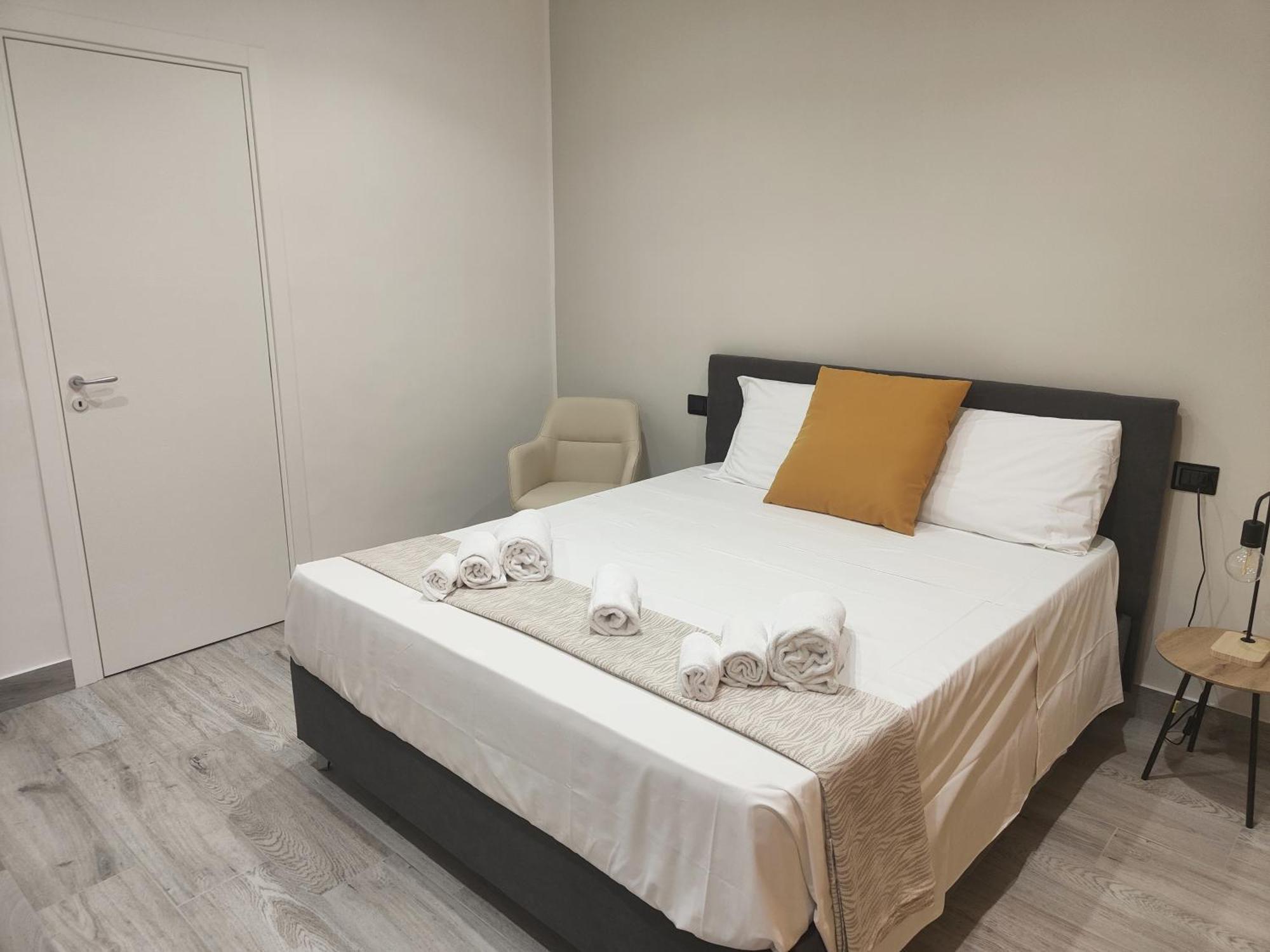 נאפולי Sweet Rooms San Francesco מראה חיצוני תמונה
