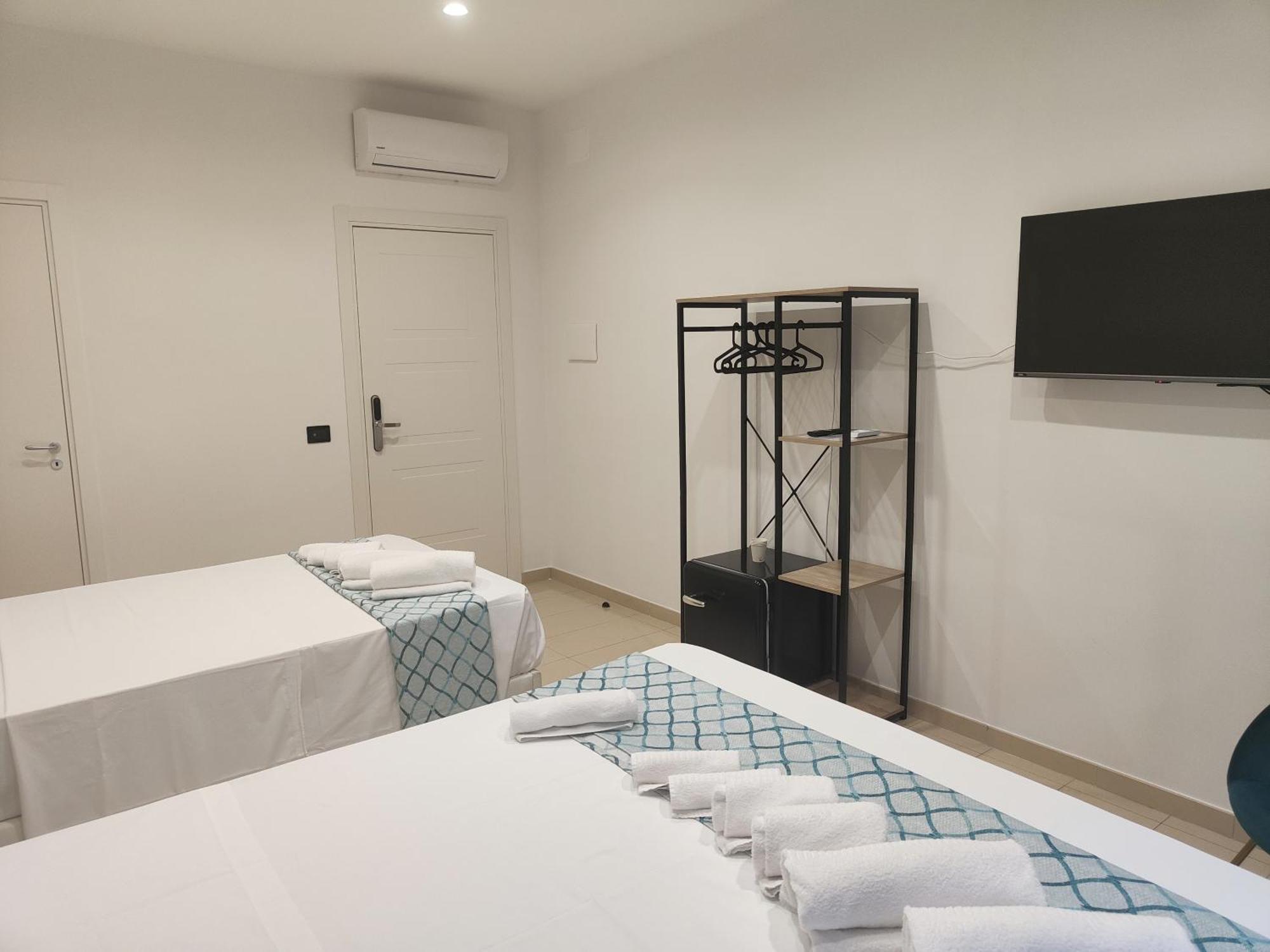 נאפולי Sweet Rooms San Francesco מראה חיצוני תמונה