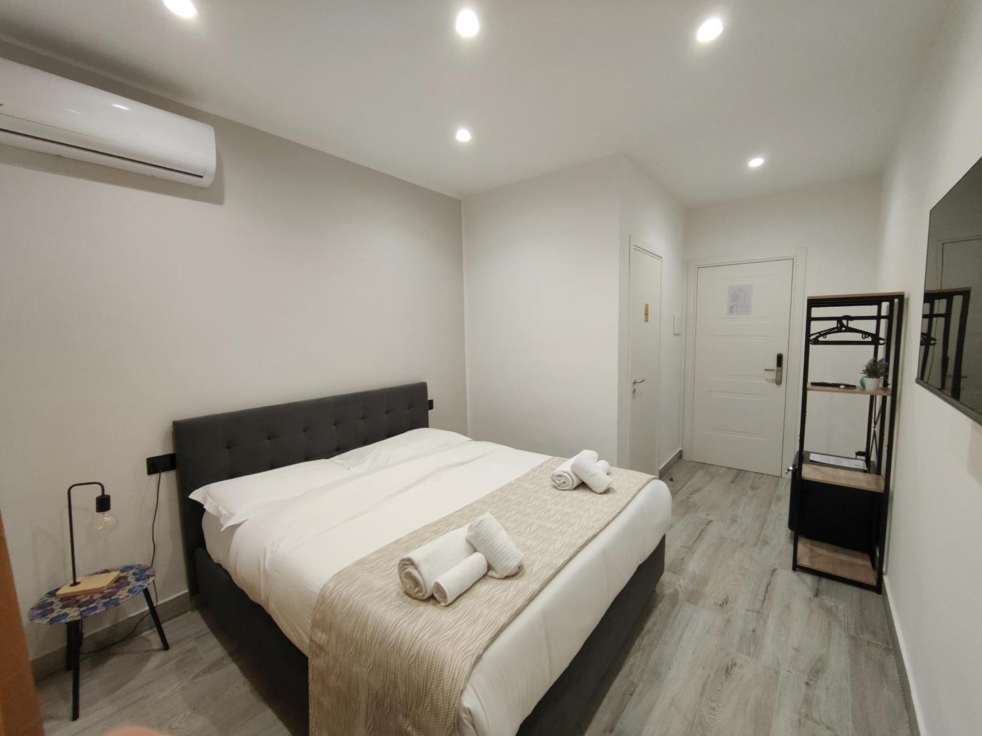 נאפולי Sweet Rooms San Francesco מראה חיצוני תמונה