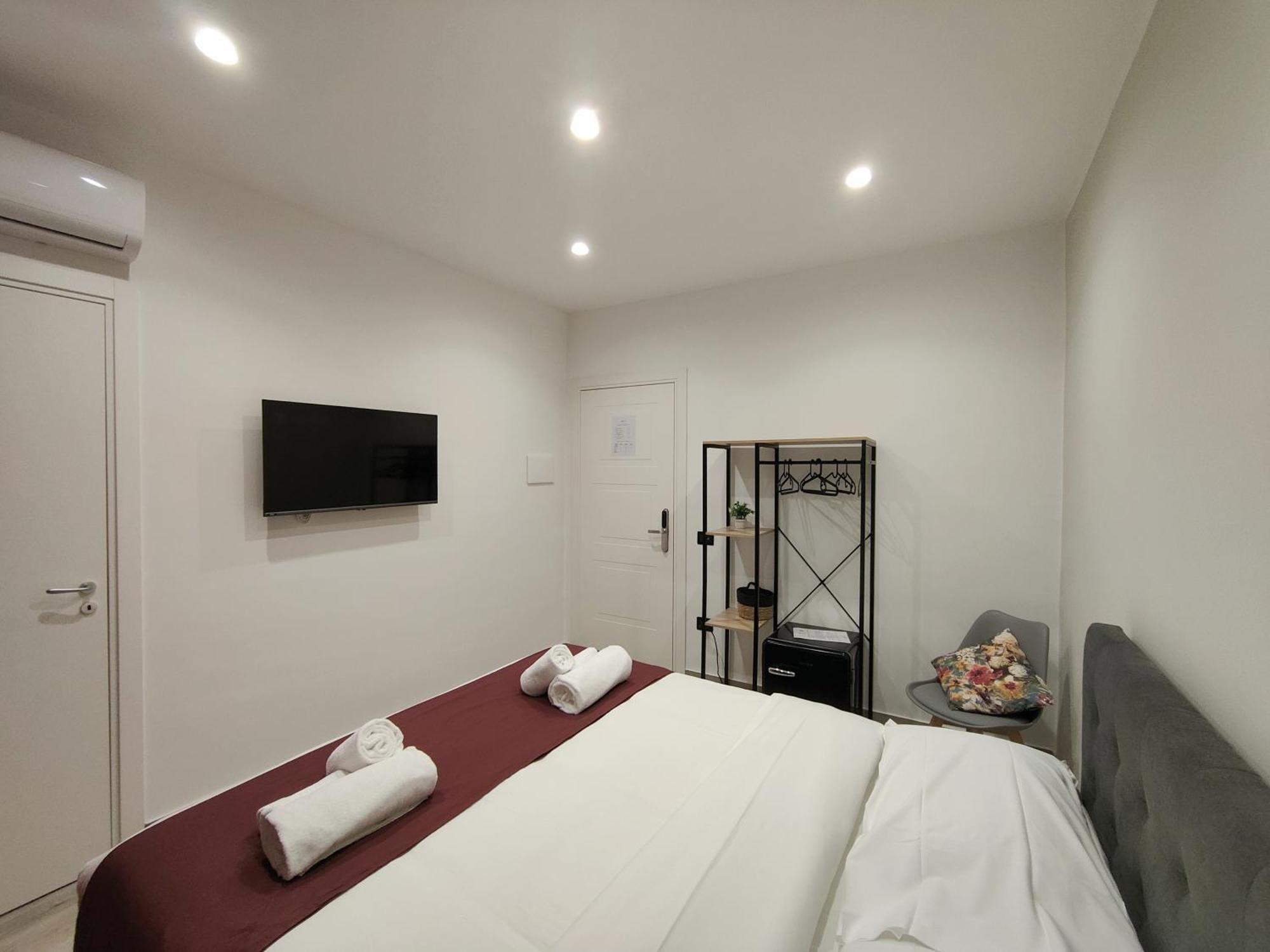 נאפולי Sweet Rooms San Francesco מראה חיצוני תמונה